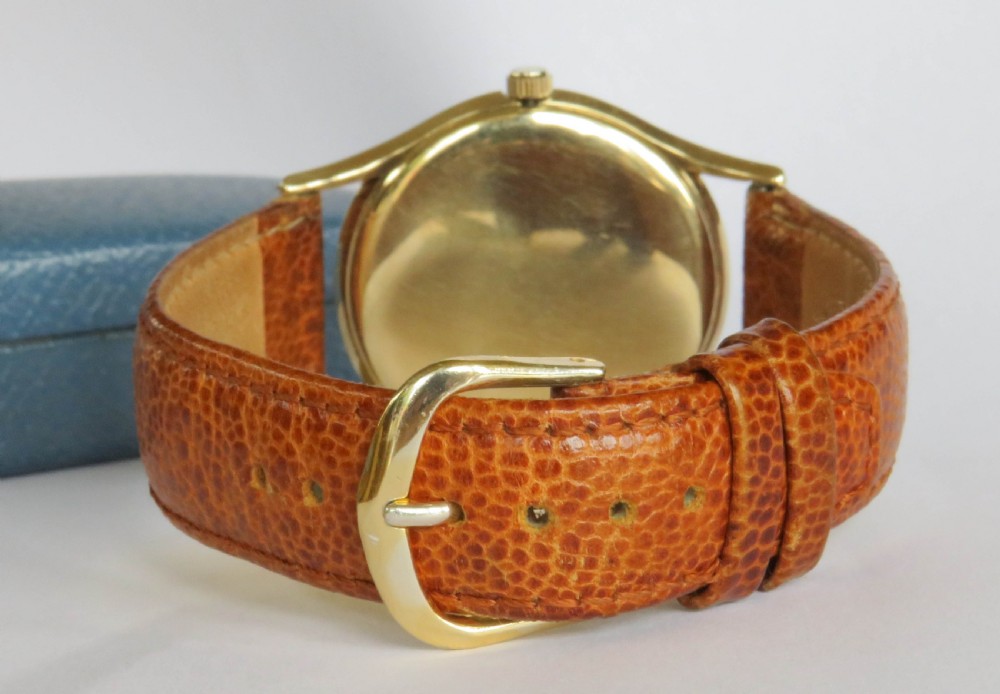 Gents 9ct gold Kered wrist watch, 1960 View IV