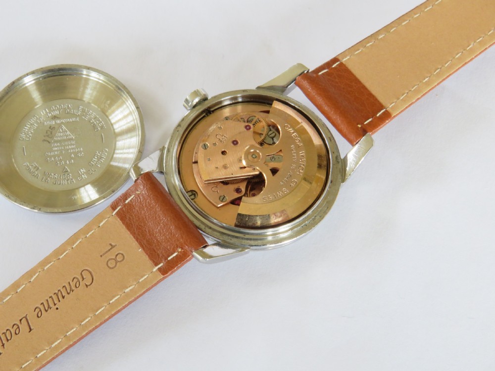 Gents 1950s Omega Seamaster wrist watch View IV