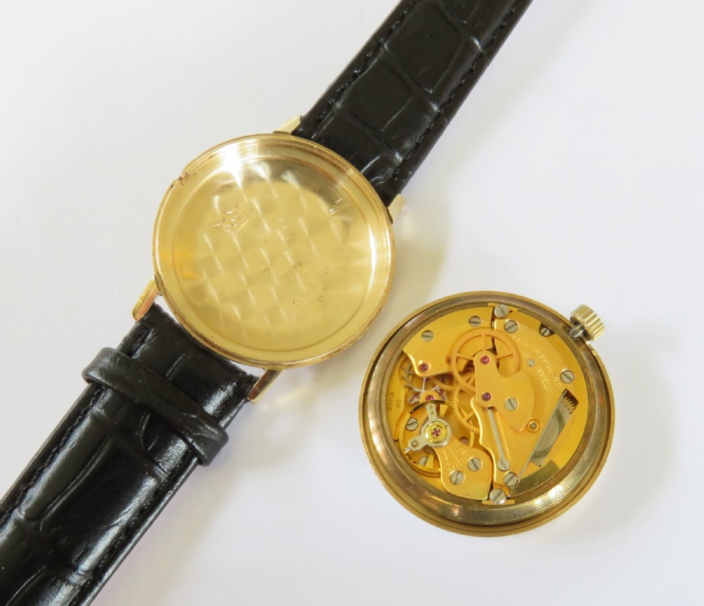 Gents 9ct gold Smiths Astral wrist watch, 1965 View III