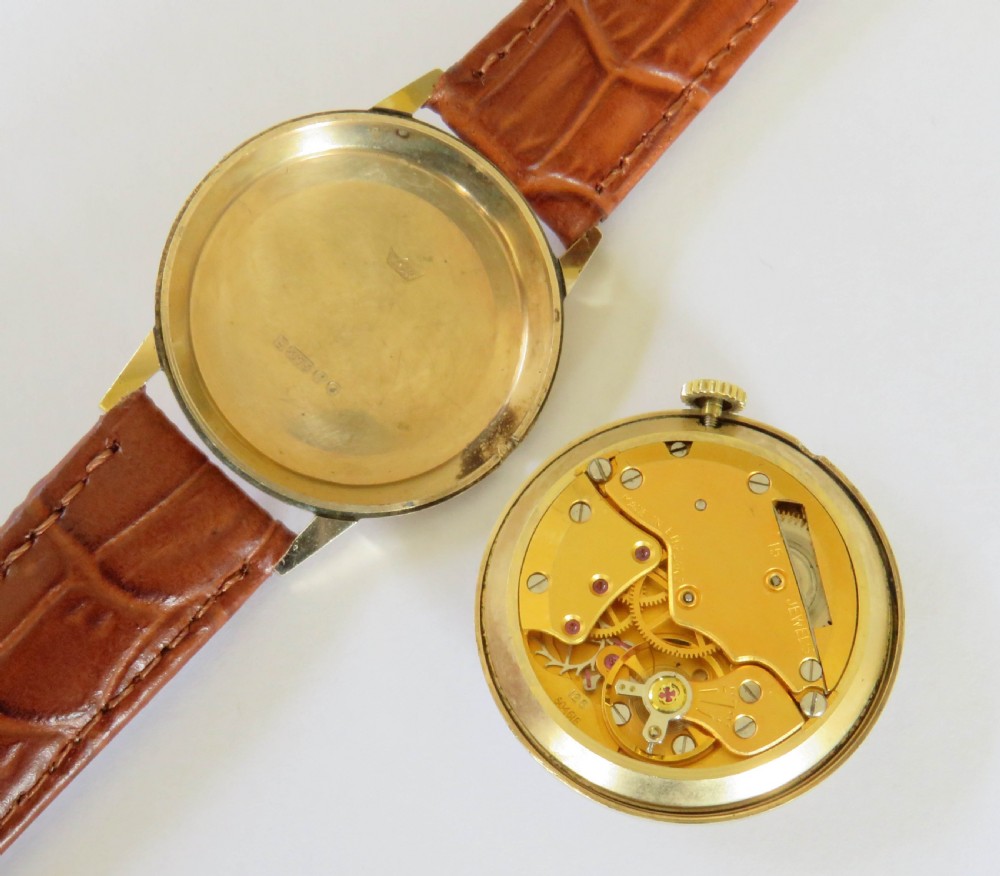 Gents 9ct gold Smiths Astral wrist watch, 1966 View III