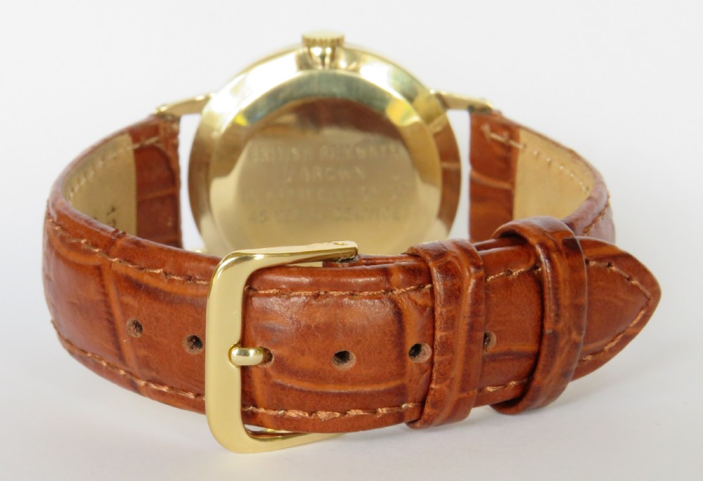 Gents 9ct gold Smiths Astral wrist watch, 1966 View V