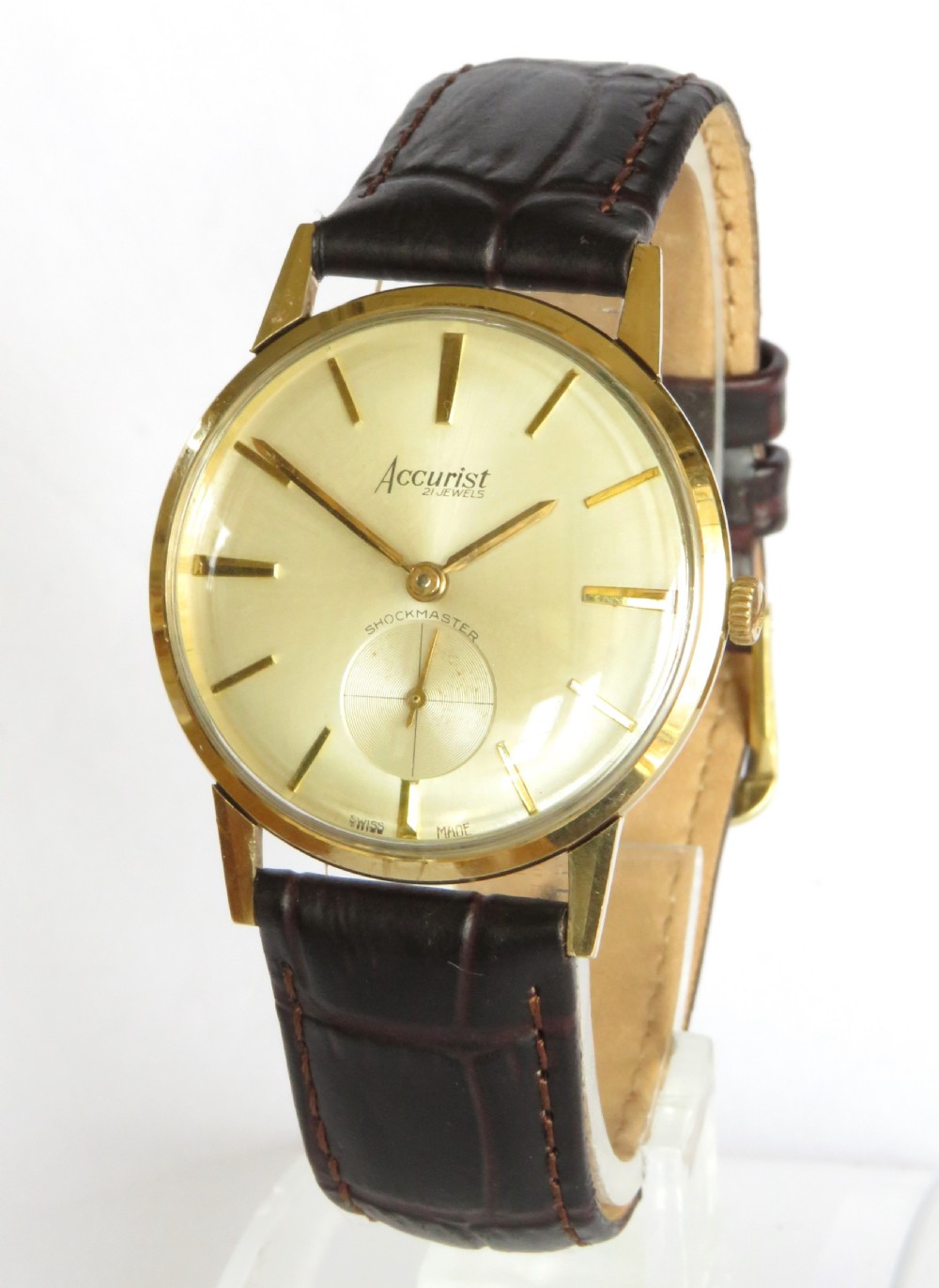Gents 9ct gold Accurist wrist watch, 1964