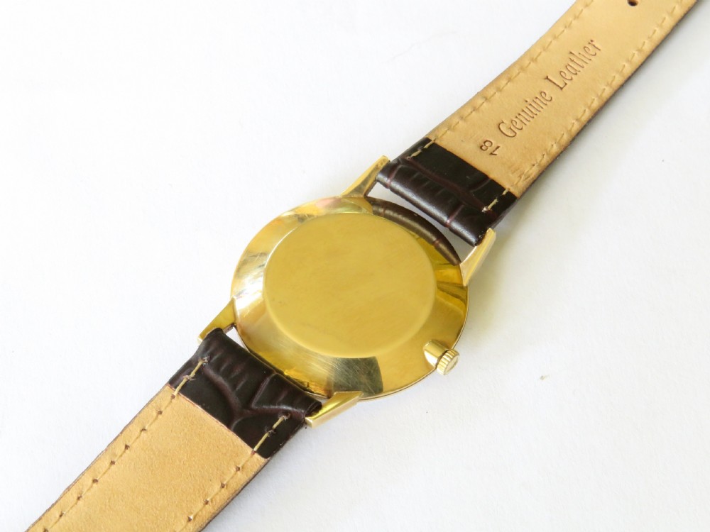 Gents 9ct gold Accurist wrist watch, 1964 View IV