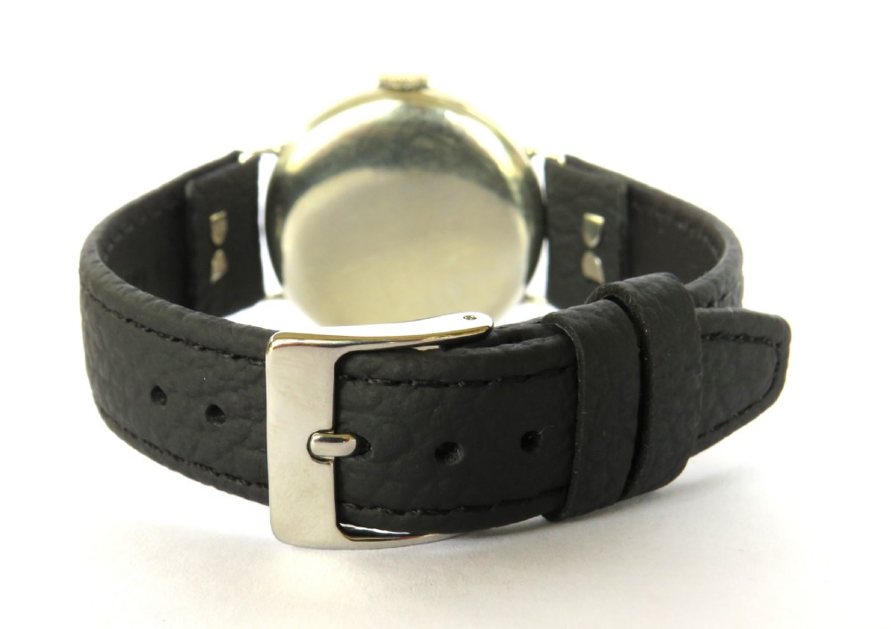 Mid-size 1930s Bernex wrist watch View V