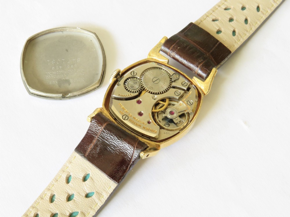 1950s mid-size Gruen Veri-Thin wrist watch View III