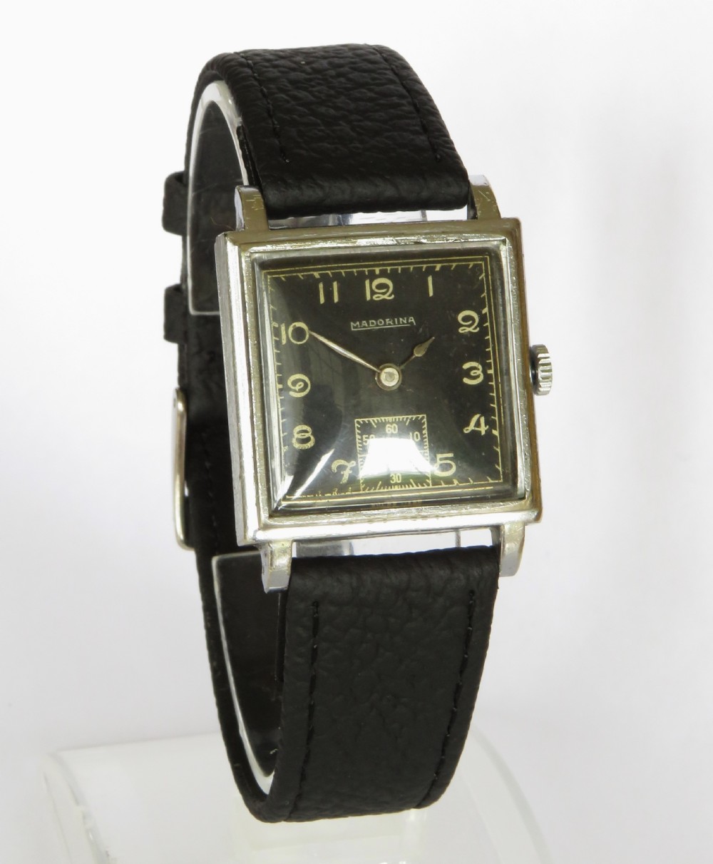 Gents 1950s Madorina wrist watch  View III