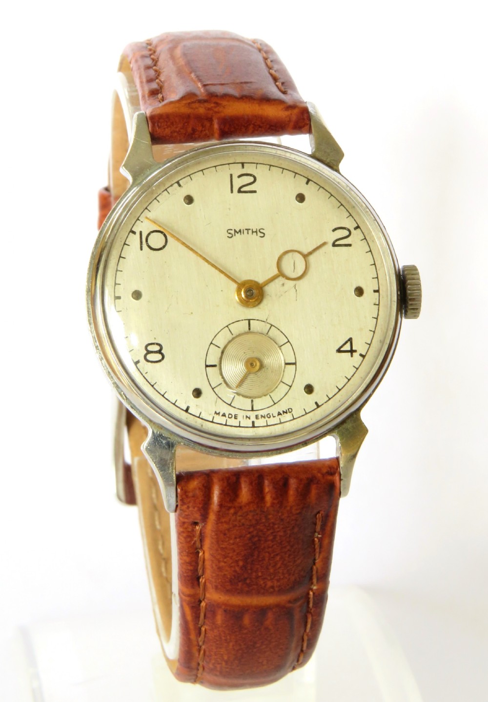 Gents 1940s Smiths wrist watch View II