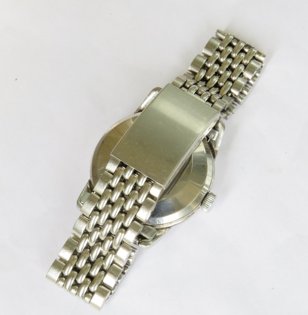 Gents Omega Seamaster Calendar automatic wrist watch View V