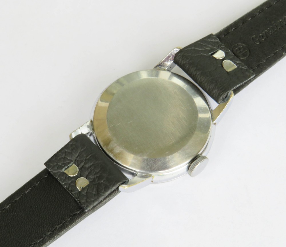 Gents 1940s Marvin wrist watch View IV