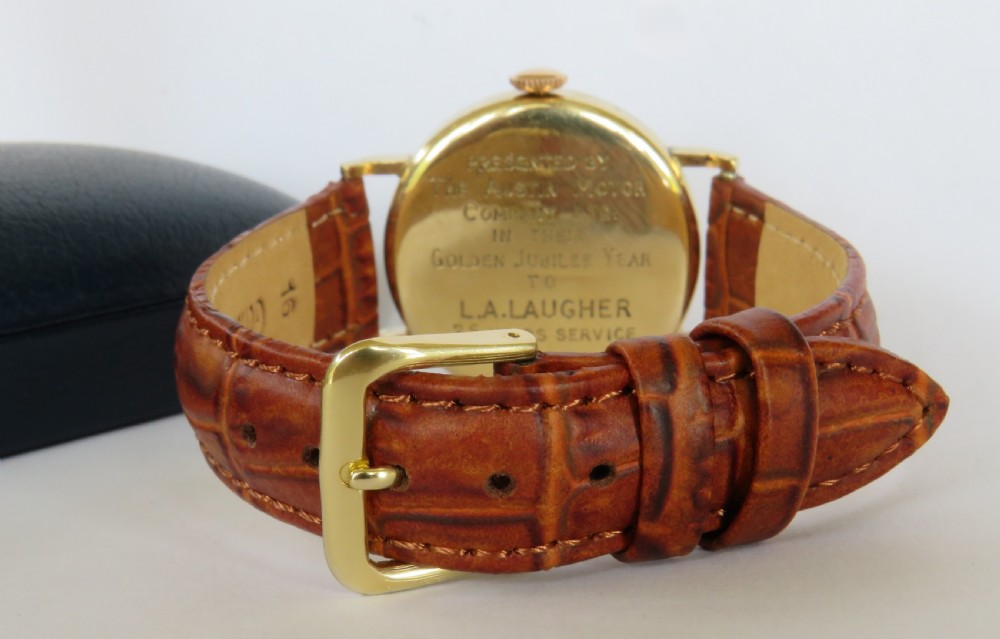 Gents 9ct gold Smiths De Luxe wrist watch, Austin Motors, 1954 View V