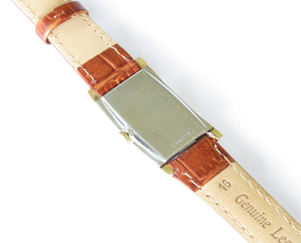 Vintage Bulova wrist watch, 1939 View IV