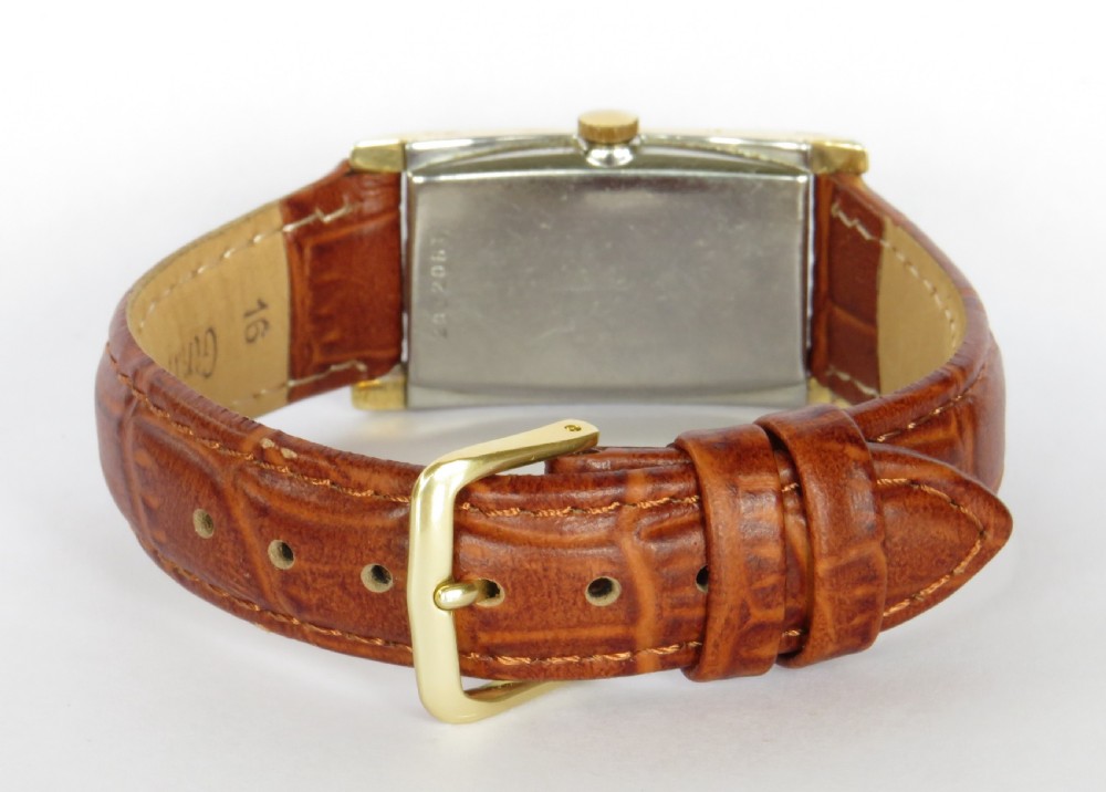 Vintage Bulova wrist watch, 1939 View V