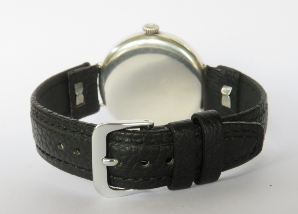Gents WW1 silver trench watch, 1915 View VI