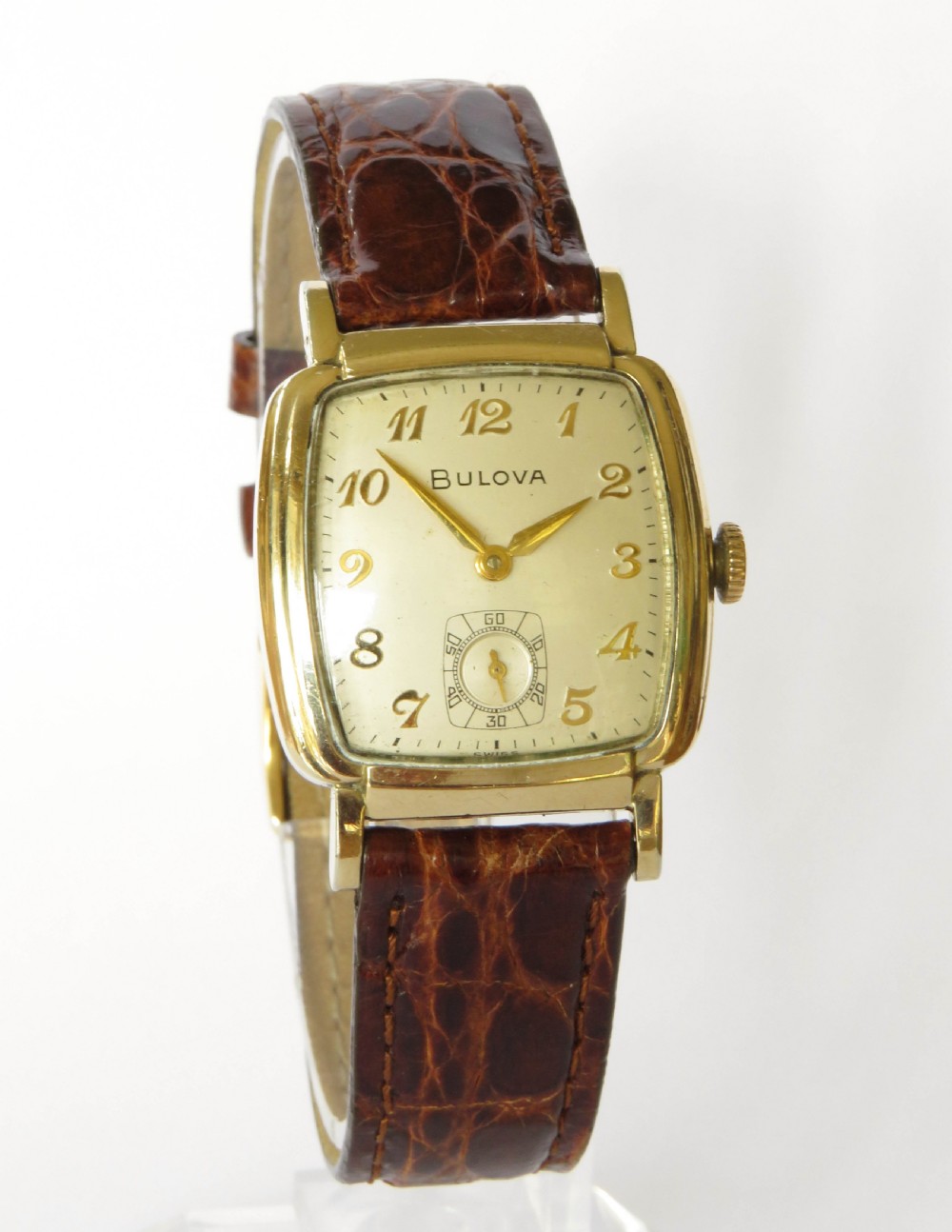 Mid-size 1959 Bulova Senator wrist watch View II