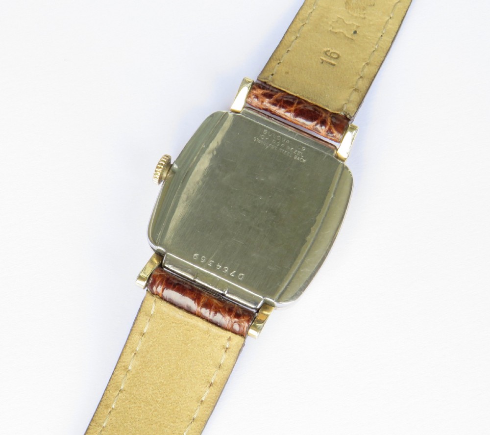 Mid-size 1959 Bulova Senator wrist watch View V