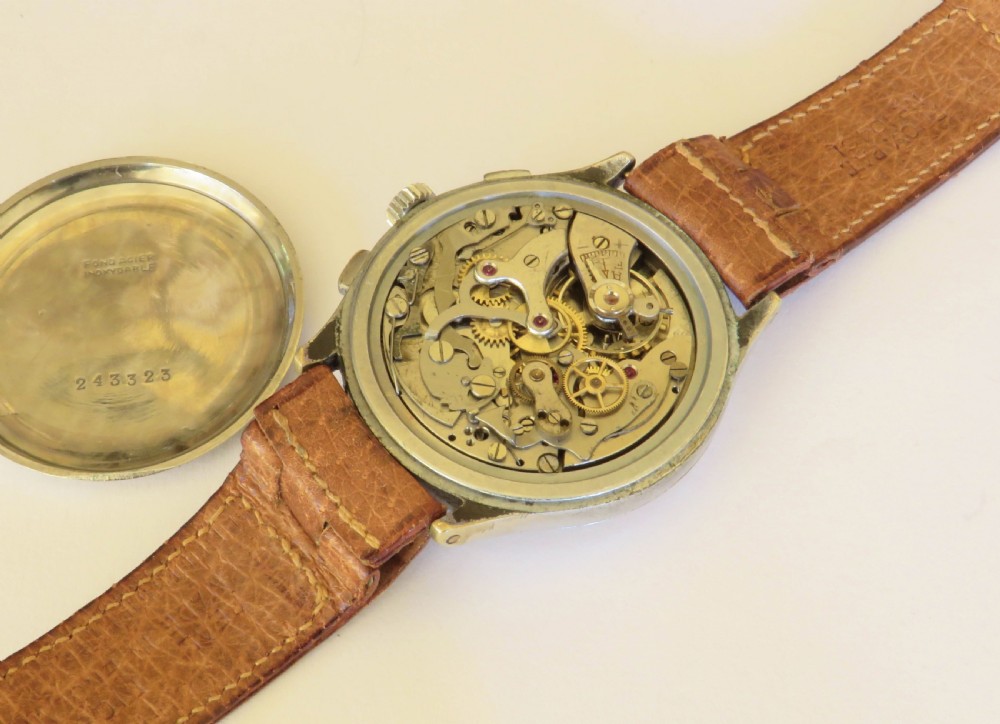 Gents 1940s Leonidas chronograph wrist watch View III