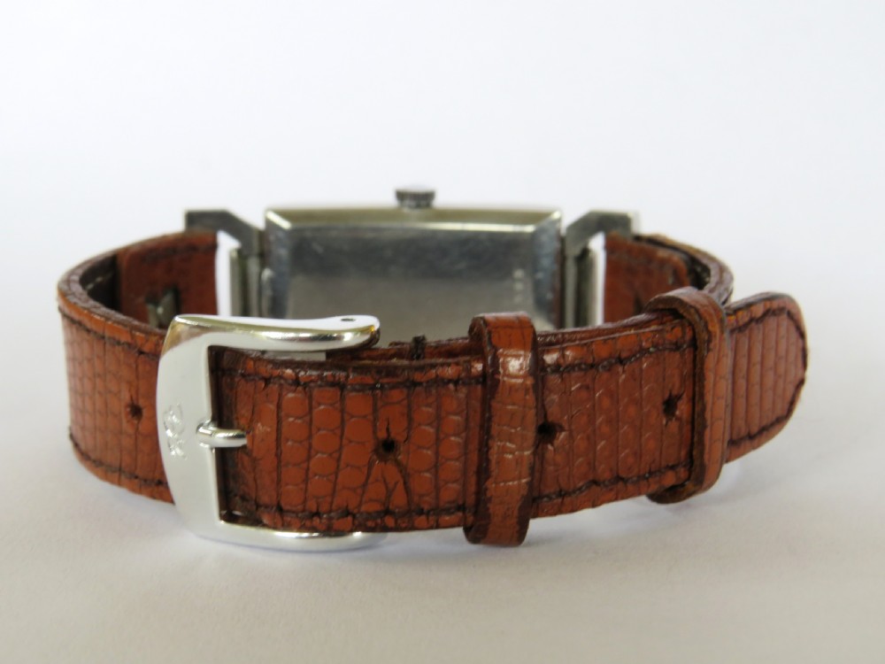 Rare 1930s Universal Geneve wrist watch View V