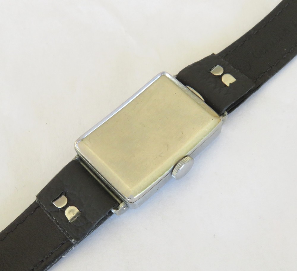 Gents 1930s Art Deco wrist watch View IV