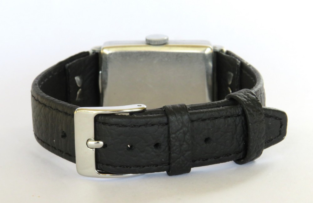 Gents 1930s Art Deco wrist watch View V