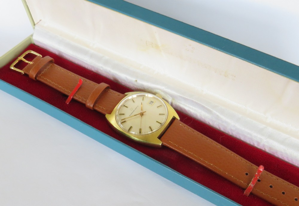 Gents 1960s Eterna-Matic automatic wristwatch View II