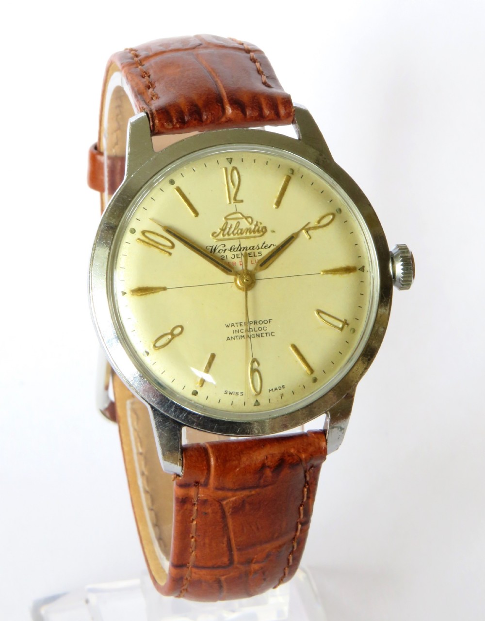 Gents 1960s over-sized Atlantic Worldmaster Super De Luxe wristwatch View II
