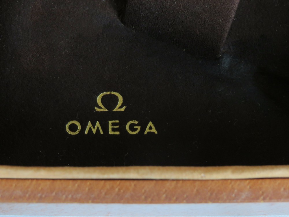 Gents Omega Ambassador bumper automatic wrist watch, 1944 View VIII