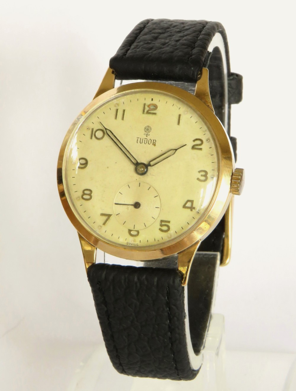 Gents 9ct gold Tudor wrist watch, 1957