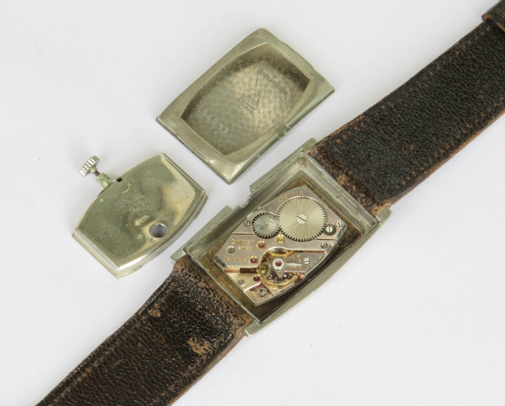 Omega T17 curvex wrist watch, 1939, WW2 View III