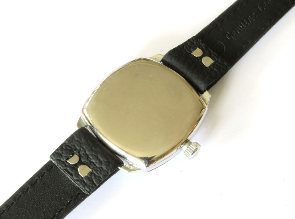 Gents 1930s Cyma wrist watch View IV