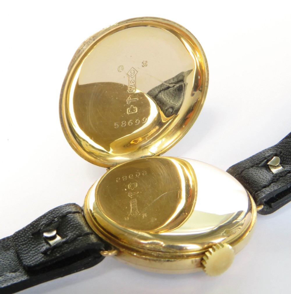 Mid-size 9ct gold Arcadia wrist watch, 1926 View III