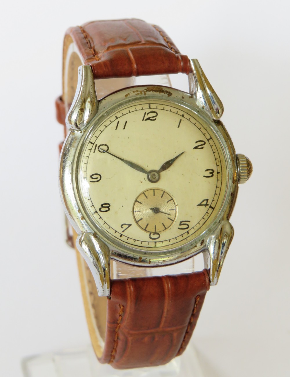 Gents 1950s wrist watch View II
