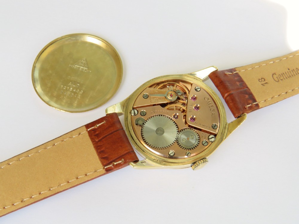 Gents 9ct gold Omega wrist watch, 1964 View III