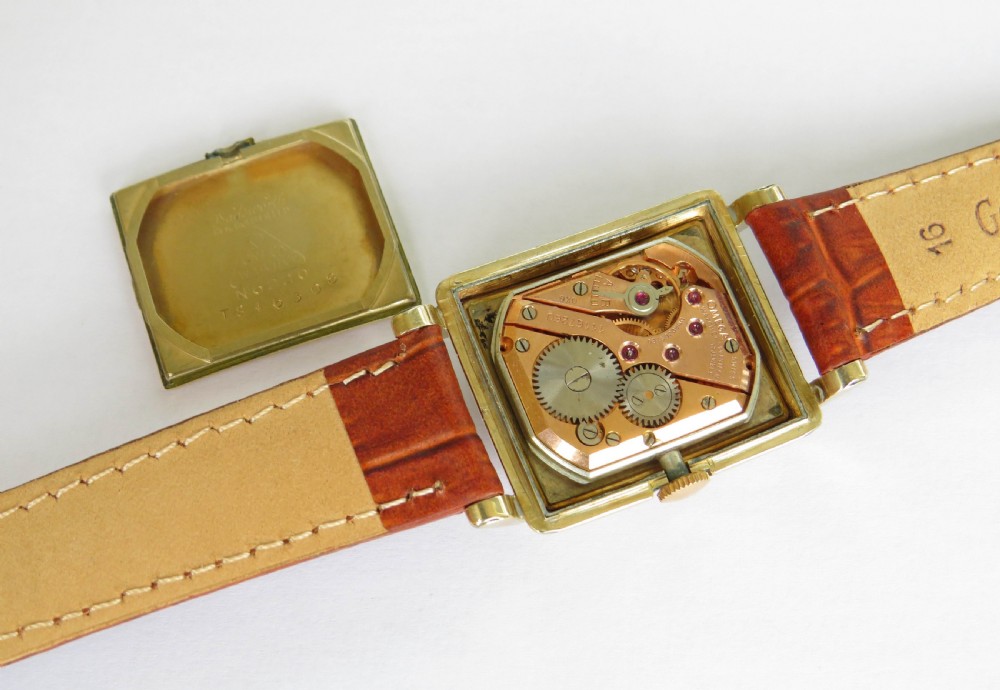 Gents Omega wrist watch, 1947 View III