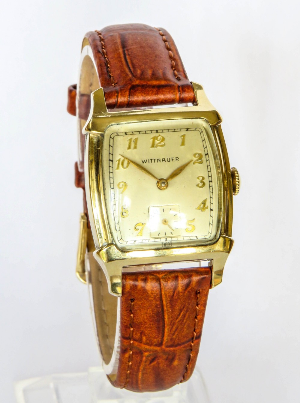 Mid-size 1950s Wittnauer wrist watch View II