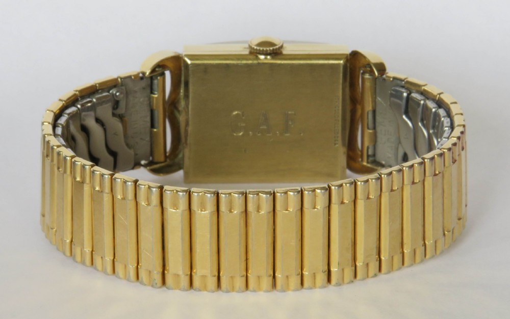 Gents 1950s Wittnauer Revue watch, original box View V