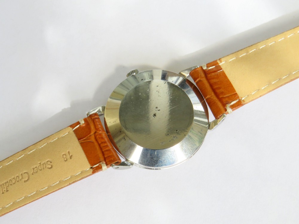 Gents Omega rare dial bumper automatic watch, 1947 View V