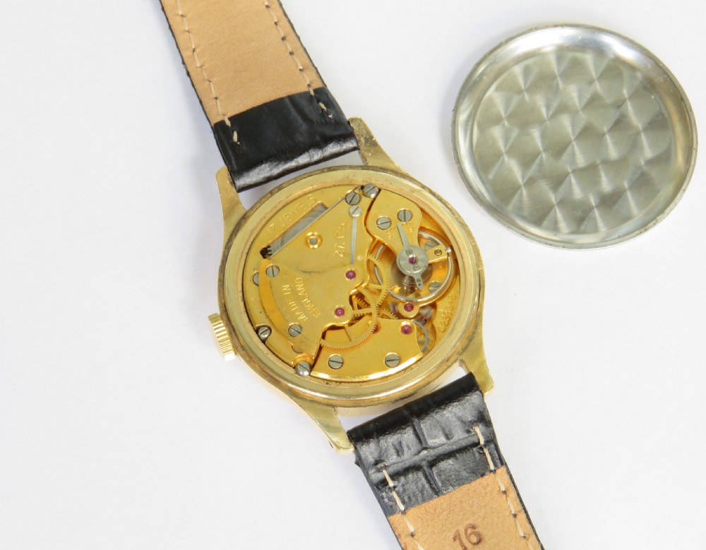 Gents late 1950s Smiths De Luxe wrist watch View III