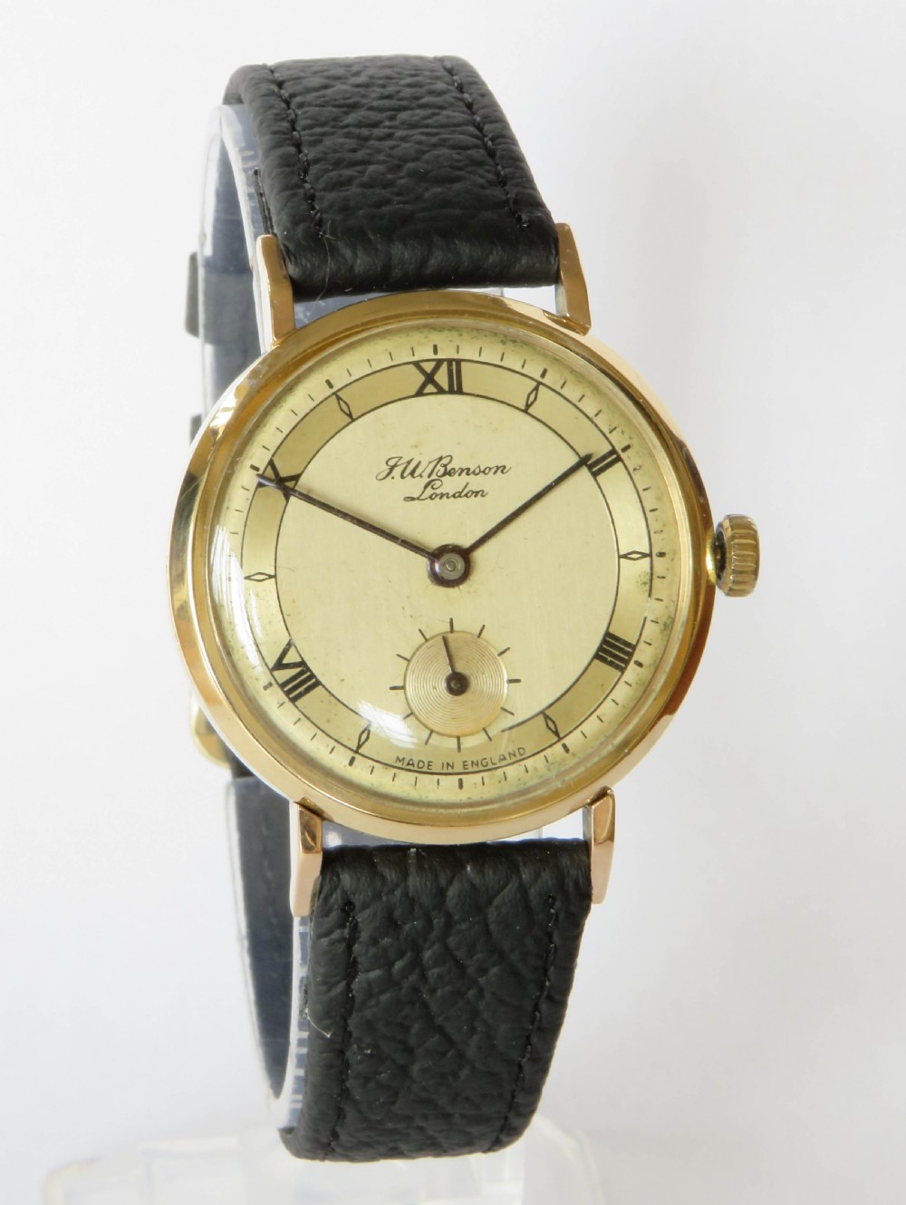 Gents 9ct gold Smiths wrist watch for J W Benson, 1951 View II