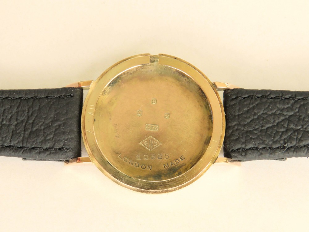 Gents 9ct gold Smiths wrist watch for J W Benson, 1951 View IV