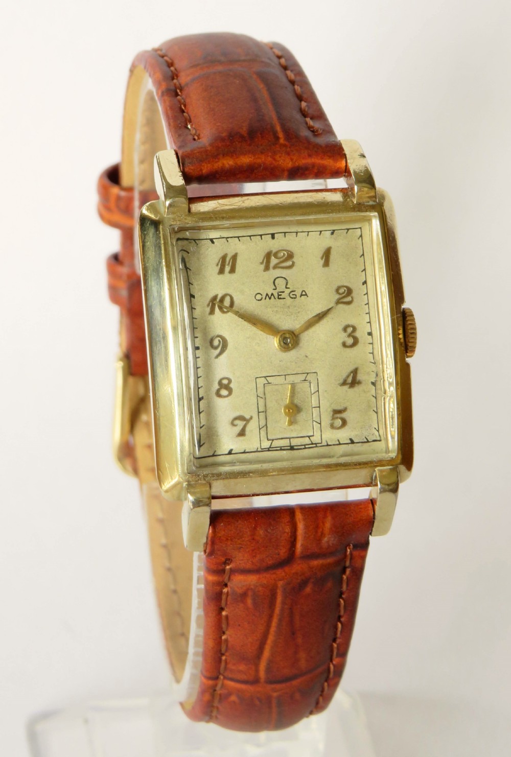 Gents Omega wrist watch, 1947 View II