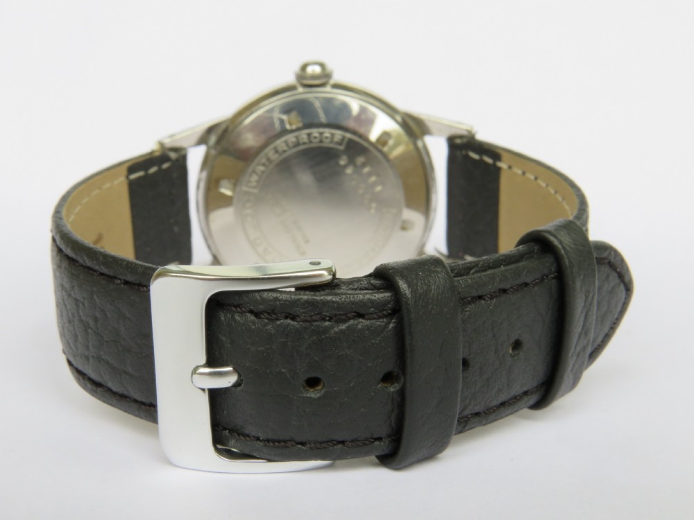 Gents 1950s Baume & Mercier wrist watch View V