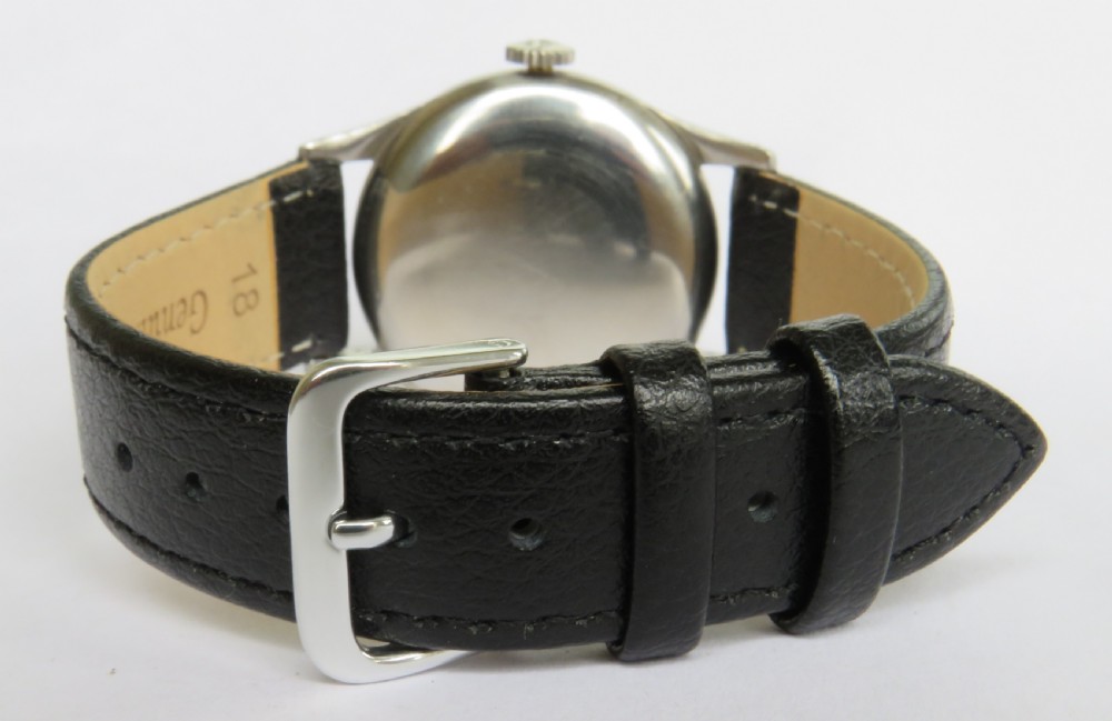 Gents Omega wrist watch, 1947 View V