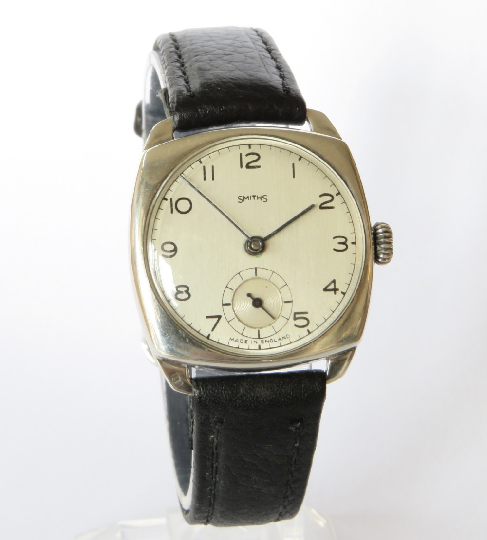 Gents silver 1940s Smiths wrist watch View II