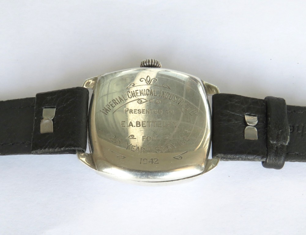 Gents silver 1940s Smiths wrist watch View IV