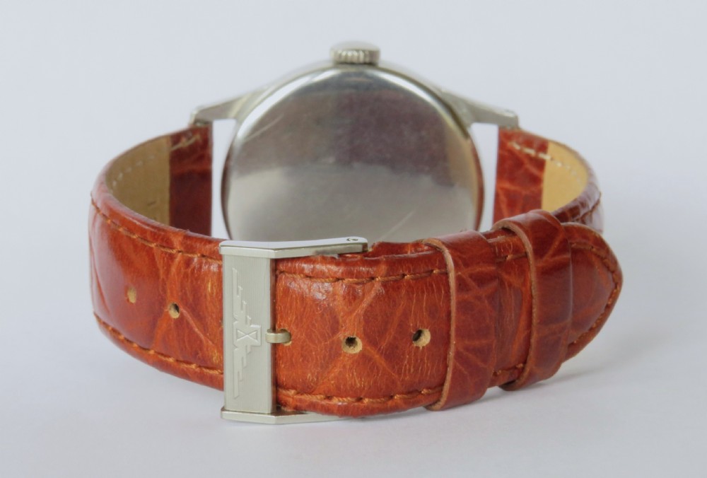 Gents Longines wrist watch, 1952 View IV