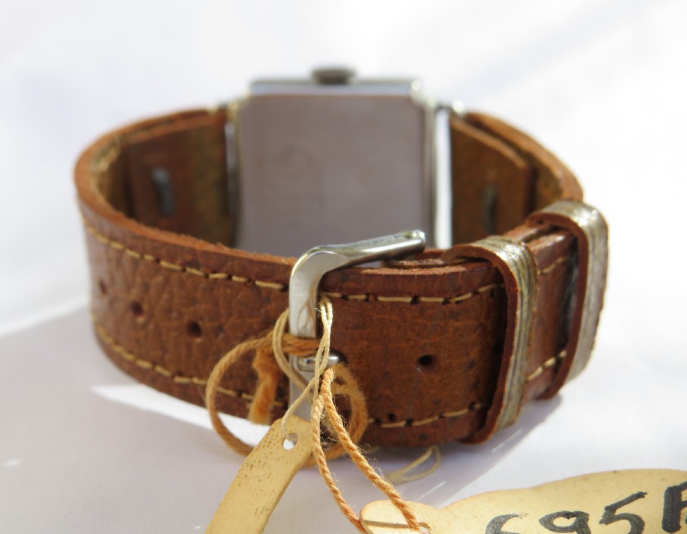 Gents 1940s New Old Stock Gabriel wrist watch View V