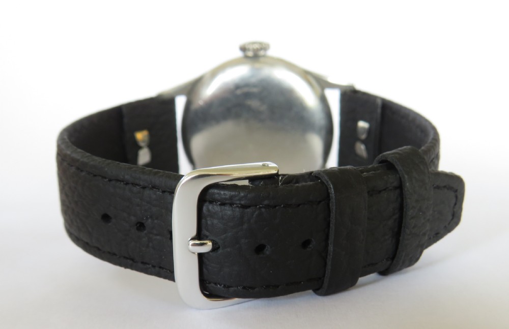 Gents Omega wrist watch, 1943 View V