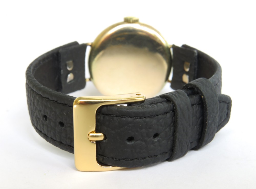 Gents 1930s Chronometre Cyma wrist watch View V