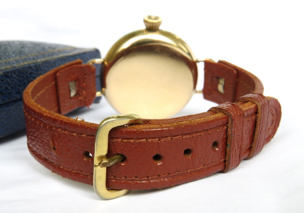 Mid-size Elgin wrist watch, 1921 View VI