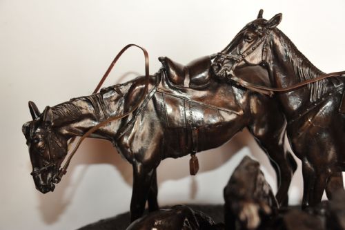 RUSSIAN BRONZE SCULPTURE WOLF HUNTING GROUP BY NIKOLAI LIEBERICH - ADDITIONAL PHOTO 3